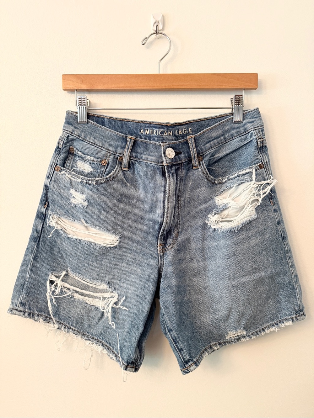 American‎ Eagle 90s Boyfriend Shorts Size 8
